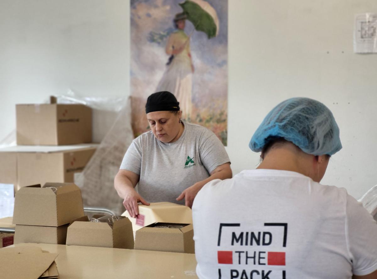 Mind The Pack confezionamento manuale