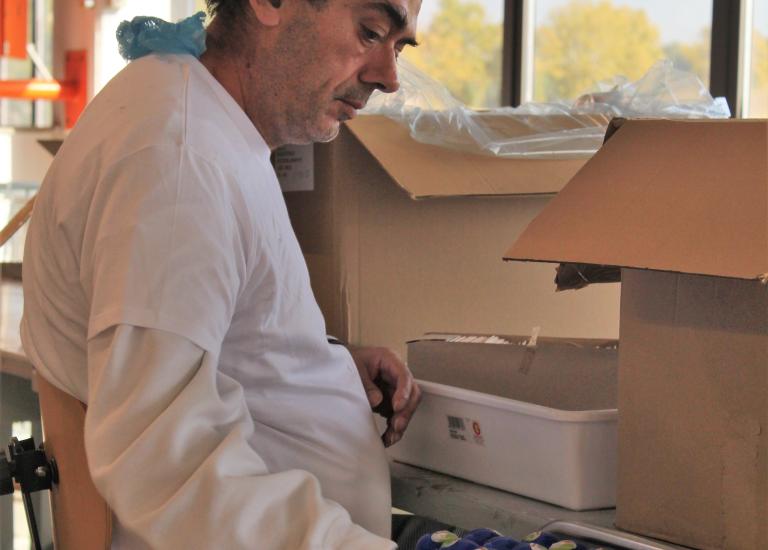 Mind The Pack confezionamento manuale