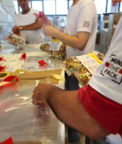 Mind The Pack confezionamento manuale