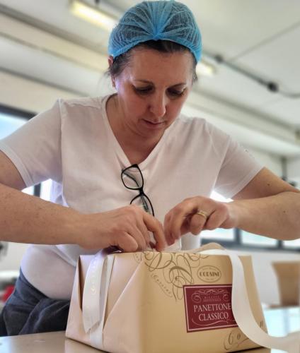 Mind The Pack confezionamento manuale