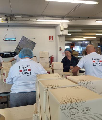 Mind The Pack confezionamento manuale