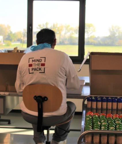 Mind The Pack confezionamento manuale