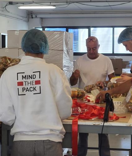 Mind The Pack confezionamento manuale