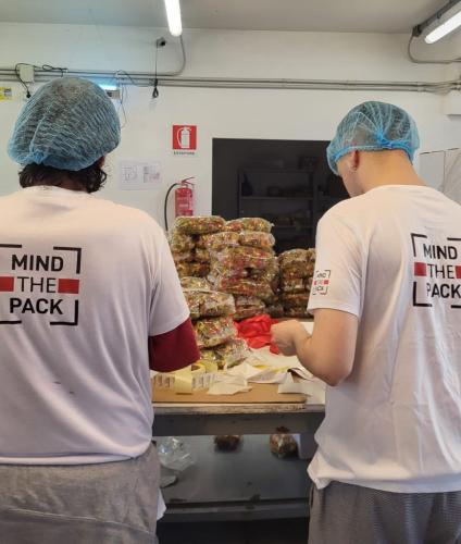 Mind The Pack confezionamento manuale